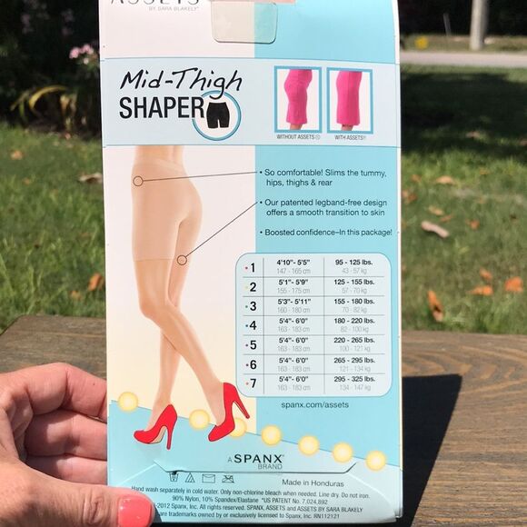 Bundle of 2!!! ASSETS Mid Thigh Shaper 🔥 nude 🔥  Size 5 🔥 NEW - Picture 2 of 6